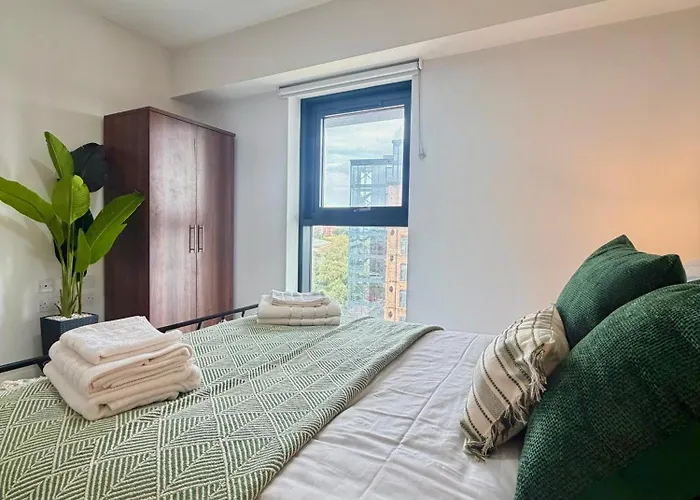 Apartment Luxe Duplex Penthouse In Centre - Free Parking